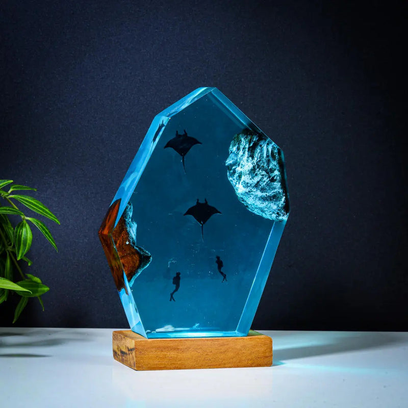 Manta Ray and Diver Undersea Ocean Diorama Epoxy Resin Lamp, Night Light