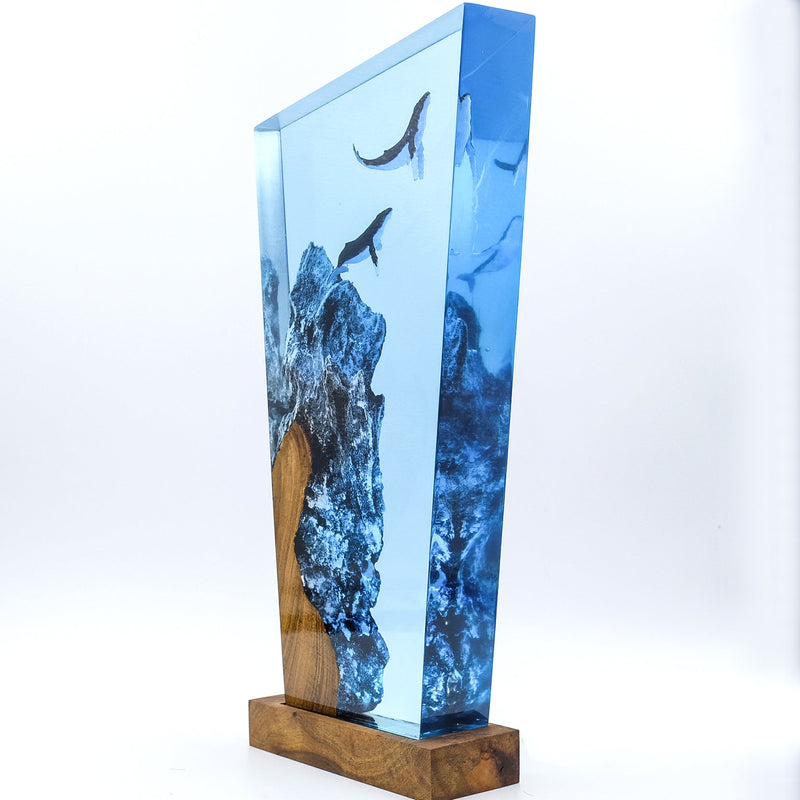 Humpback Whales - High Quality Epoxy Resin Lamp