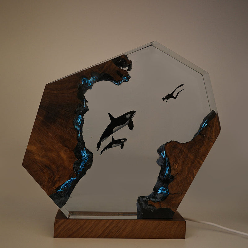 Orcas & Diver - High Quality Epoxy Resin Lamp