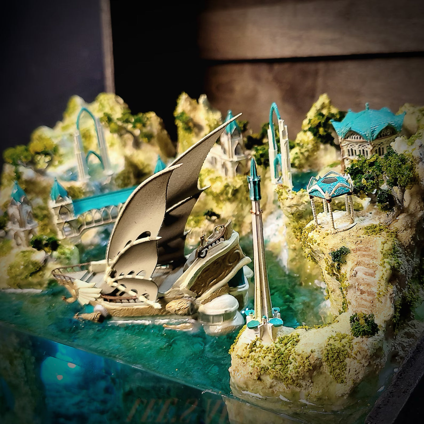 LOTR Lord Of Rings Elves Elf Boat Castle Diorama Treasure Mistery Box Gift Epoxy Resin, Night Light