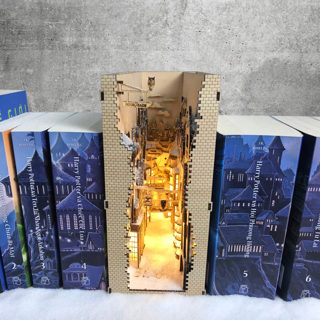 Diagon Alley Harry Potter Book Nook Color Version Bookshelf Insert